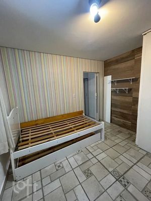 Image 8 - 899567