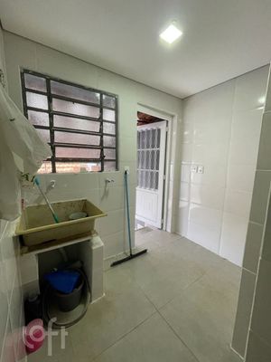 Image 12 - 899567