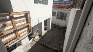 Image 20 - 899587