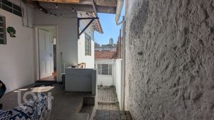 Image 17 - 899587