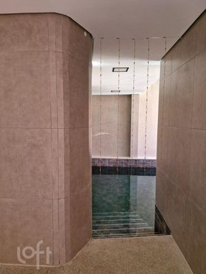 Image 23 - 899591