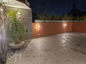 Image 27 - 899591
