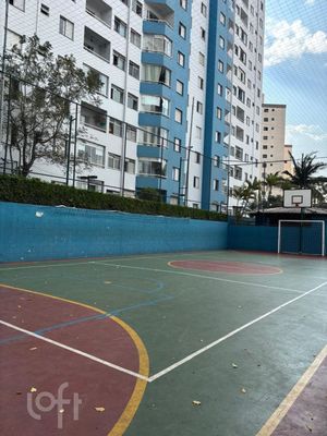 Image 16 - 899595