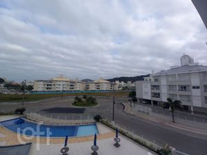 Image 0 - 899599