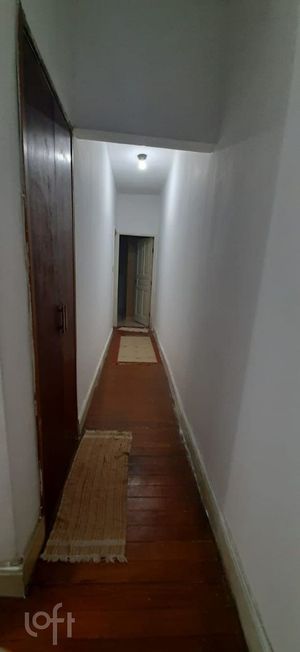 Image 7 - 899602