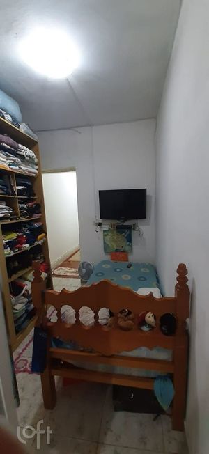 Image 9 - 899602