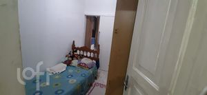Image 8 - 899602