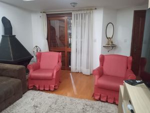 Image 9 - 899605