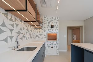 Image 14 - 899609