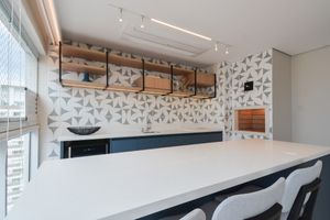 Image 9 - 899609
