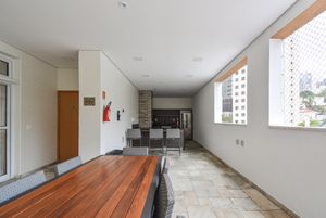 Image 69 - 899609