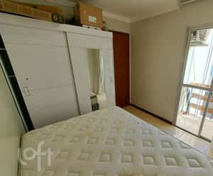 Image 7 - 899610
