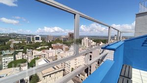 Image 6 - 899612
