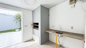 Image 19 - 899630