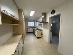 Image 3 - 899637