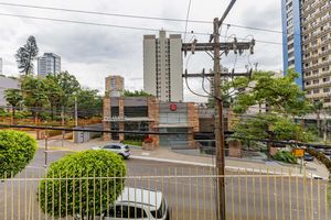 Image 39 - 899641