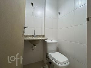 Image 19 - 899650