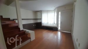 Image 8 - 899656