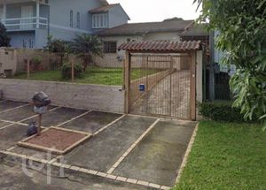 Image 1 - 899660