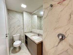 Image 9 - 899662