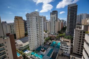 Image 29 - 899665