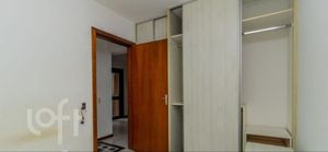 Image 5 - 899668