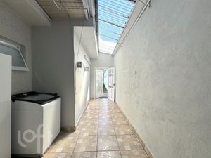 Image 9 - 899669