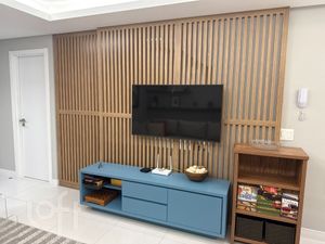 Image 9 - 899675