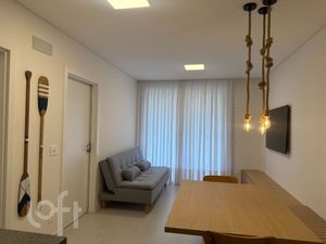 Image 6 - 899677