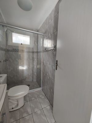 Image 13 - 899679