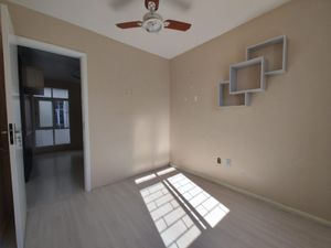 Image 3 - 899679