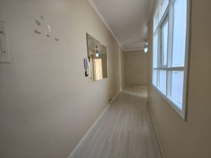 Image 4 - 899679