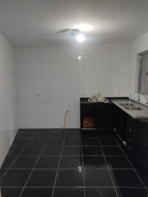 Image 9 - 899689