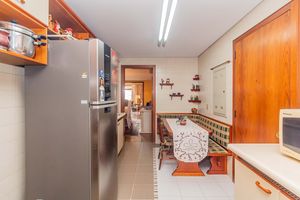 Image 36 - 899695