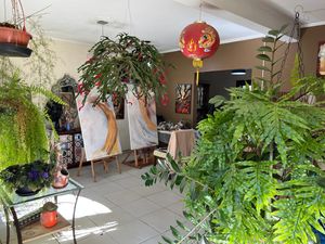 Image 8 - 899736