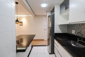 Image 7 - 899739