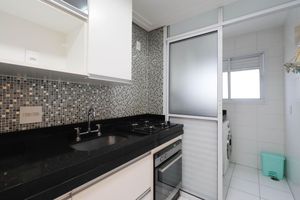 Image 8 - 899739