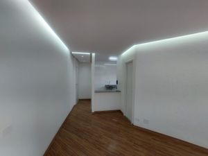 Image 9 - 899742