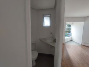 Image 13 - 899742