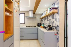 Image 13 - 899743