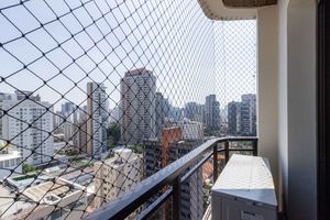 Image 46 - 899743