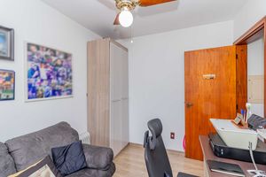 Image 36 - 899753