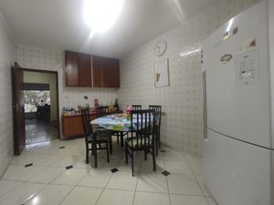 Image 16 - 899757