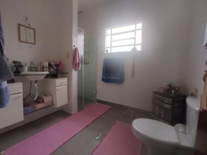 Image 4 - 899757