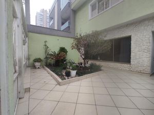 Image 9 - 899757