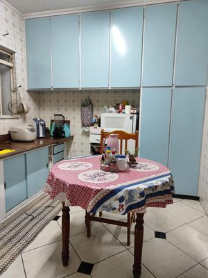 Image 24 - 899757