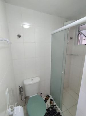 Image 14 - 899777