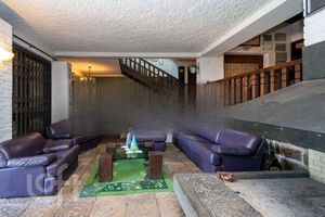 Image 1 - 899791