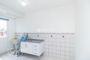Image 7 - 899795