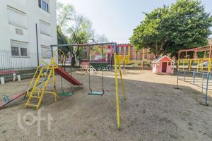 Image 17 - 899795